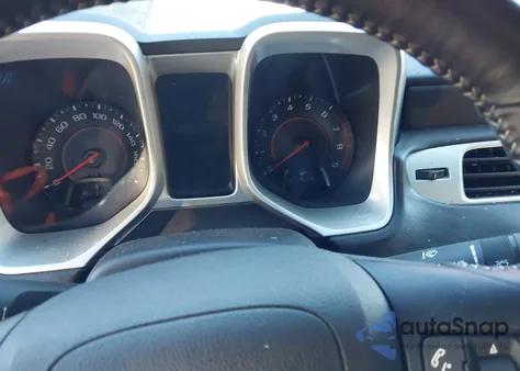 2014 Chevrolet Camaro 1Ss z USA, uszkodzony, nr VIN 2G1FS1EW0E9269399